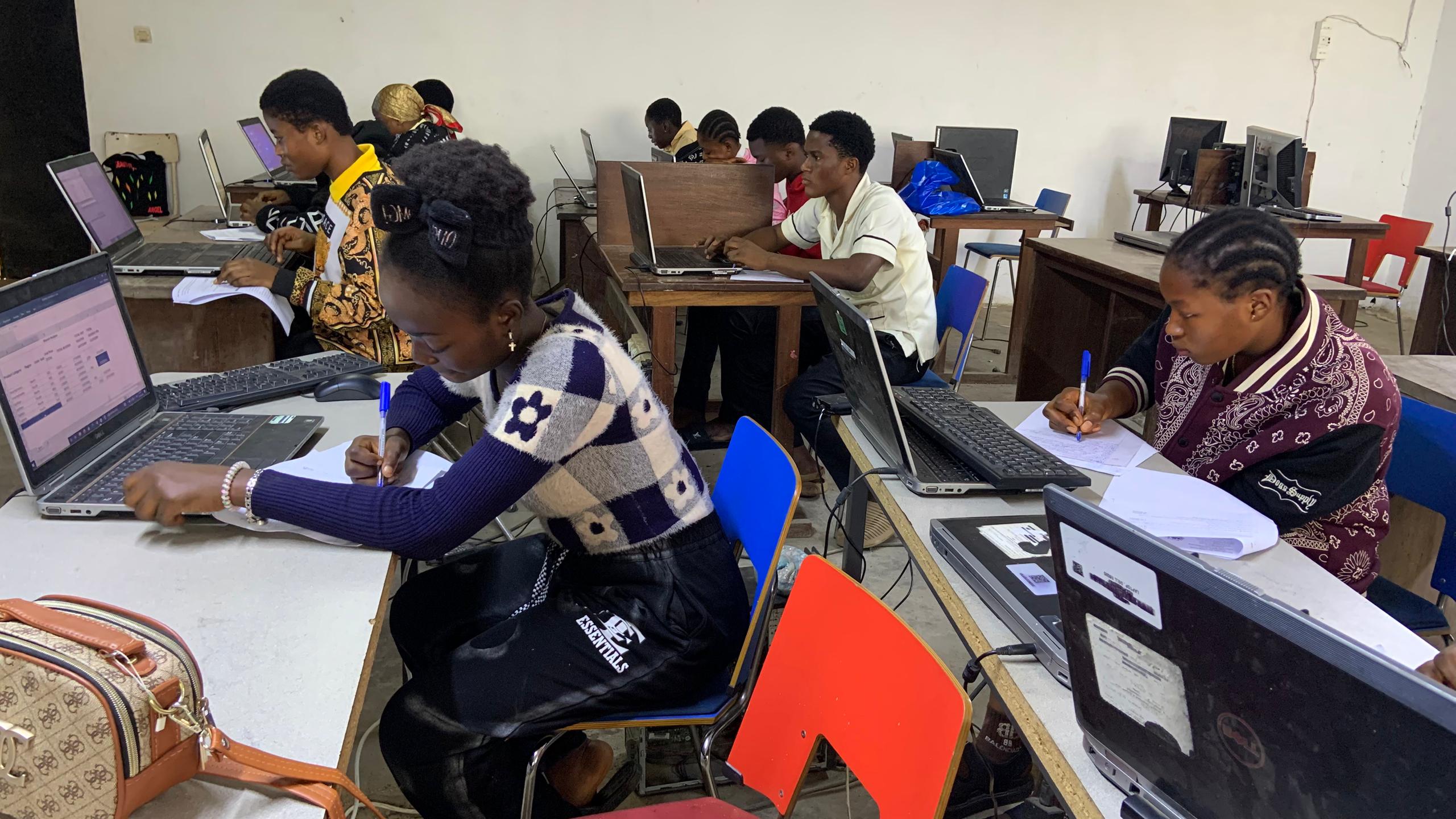 Youth in digital livelihood acceleration training